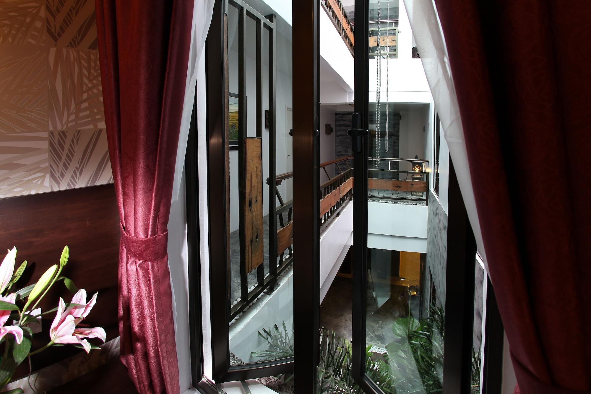 Hotel Richbaliz Selayang Batu-grotten Buitenkant foto