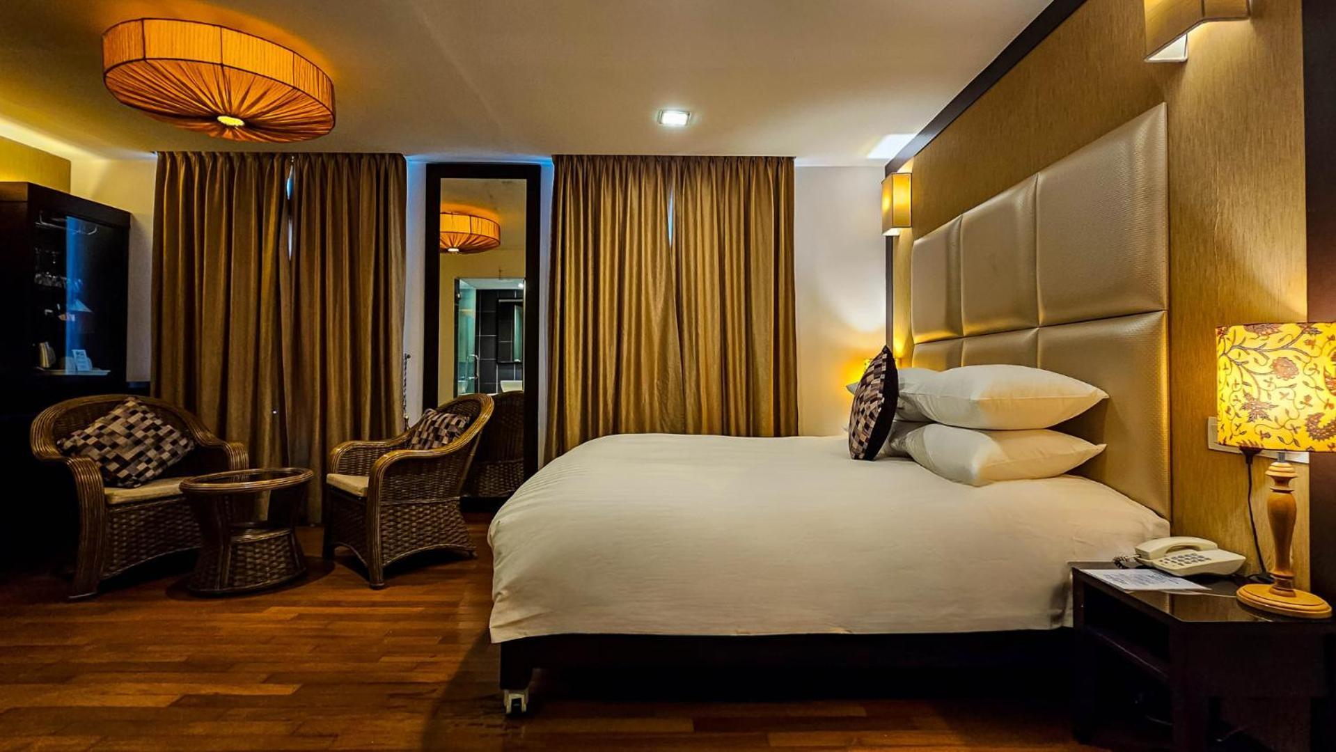 Hotel Richbaliz Selayang Batu-grotten Buitenkant foto